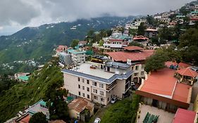 Luxury Inn By Stotrak Hotels